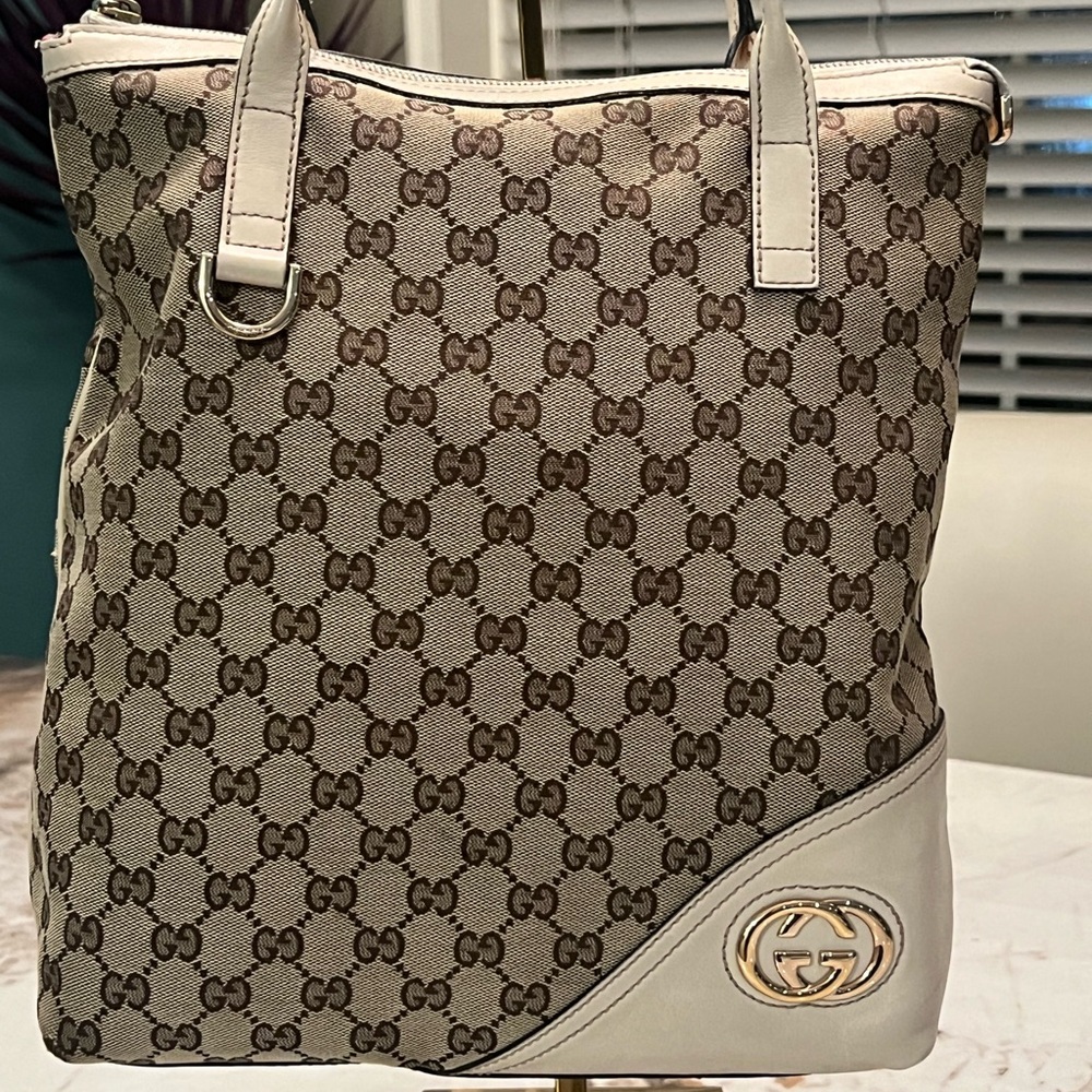 Pre-loved GUCCI GG Canvas New Britt Tote